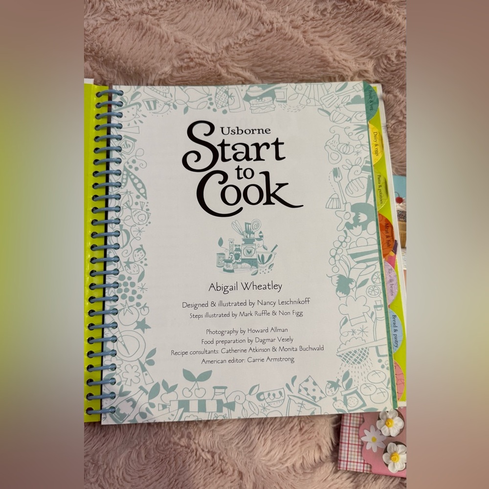 Moving Sale! 🛍️ NWT Usborne Start to Cook and American Girl Cupcakes Books - Picture 4 of 8